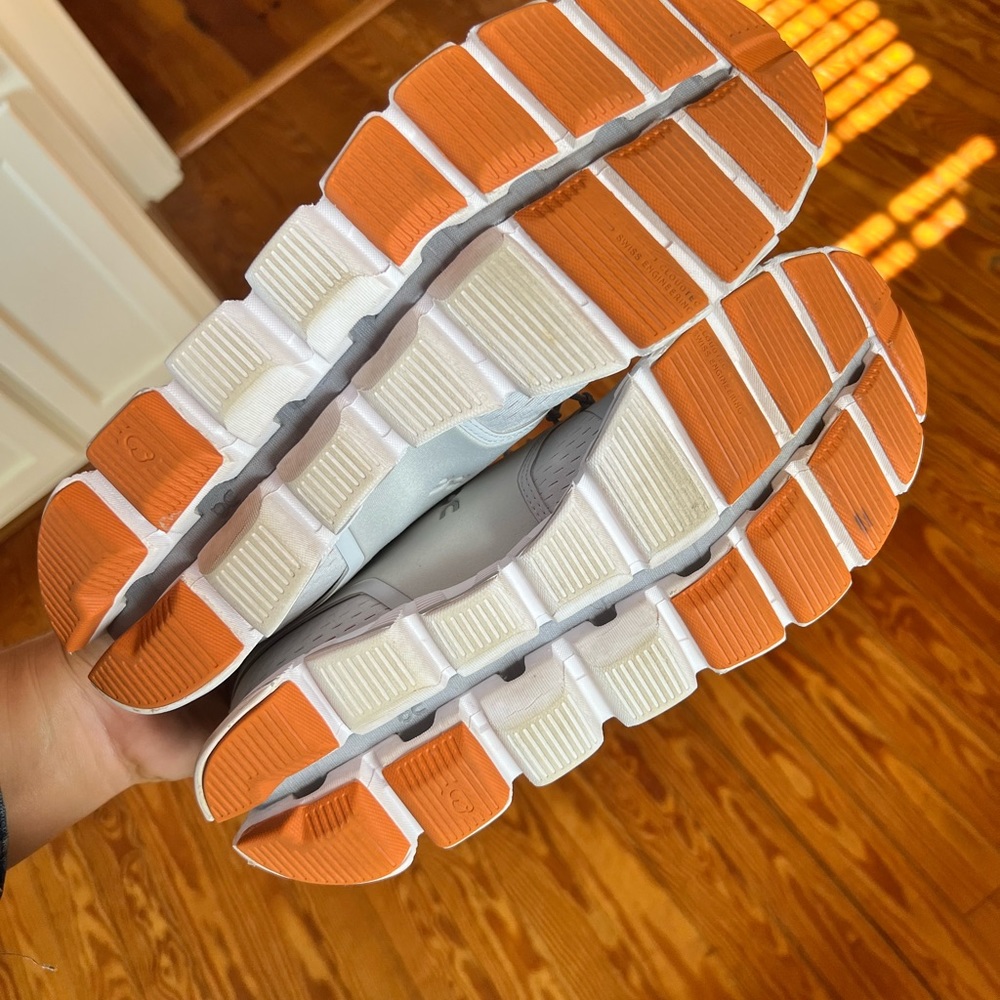 On Clouds tennis shoes